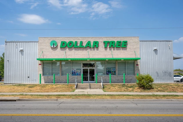 Dollar Tree Shares Drop To 1-Year Low After Earnings Announcement
