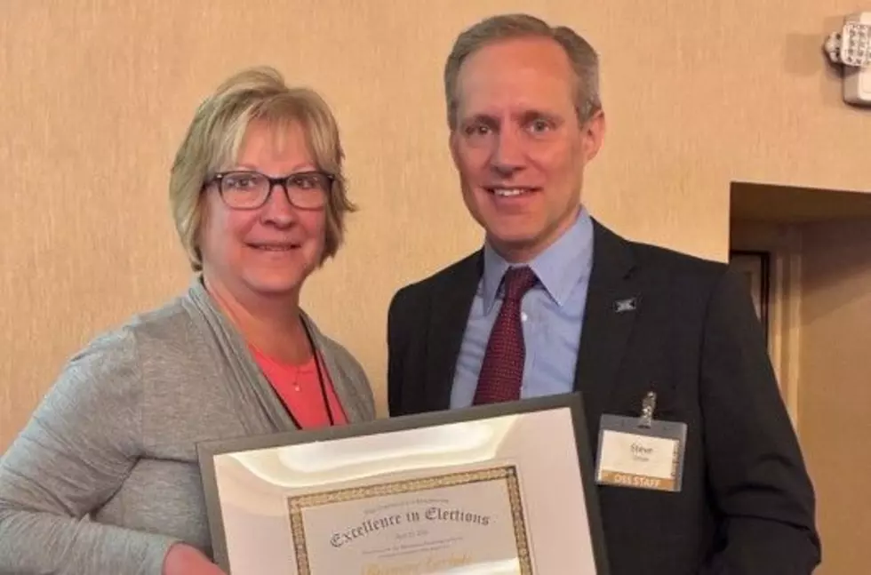Local Elections Supervisor Receives Minnesota Excellence Award