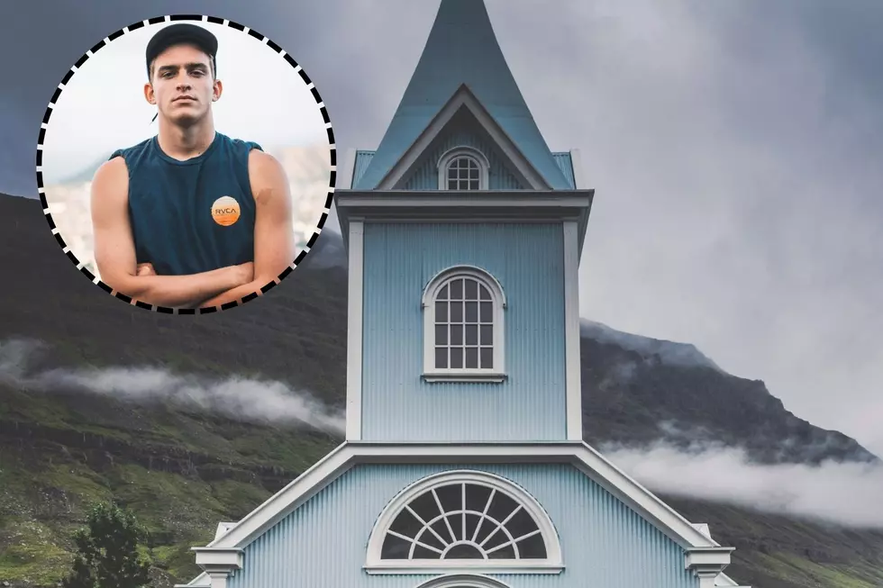 Is It Appropriate to Wear a Hat in Church in Minnesota?